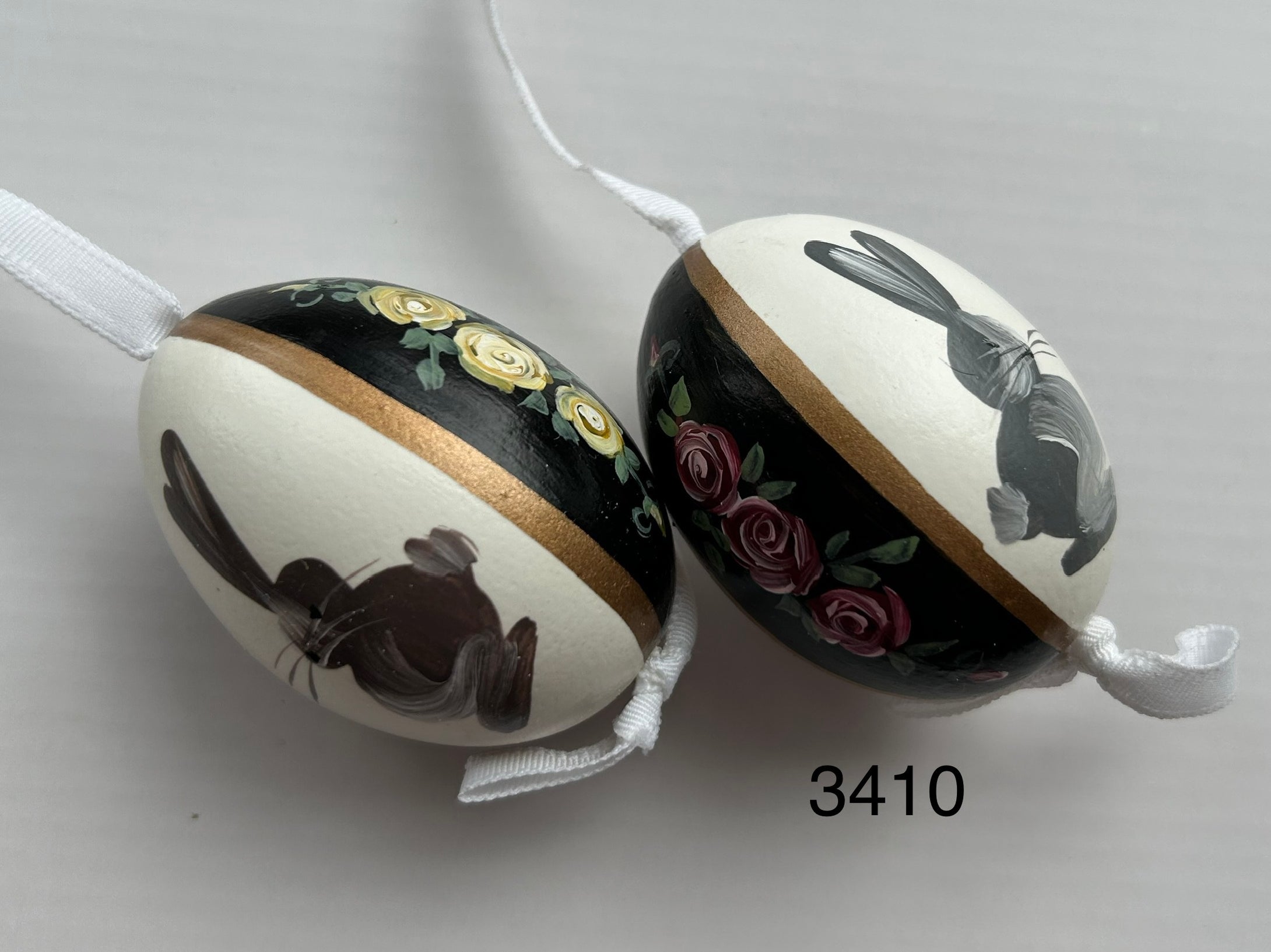 Peter's Hand Painted Egg from Austria 3410